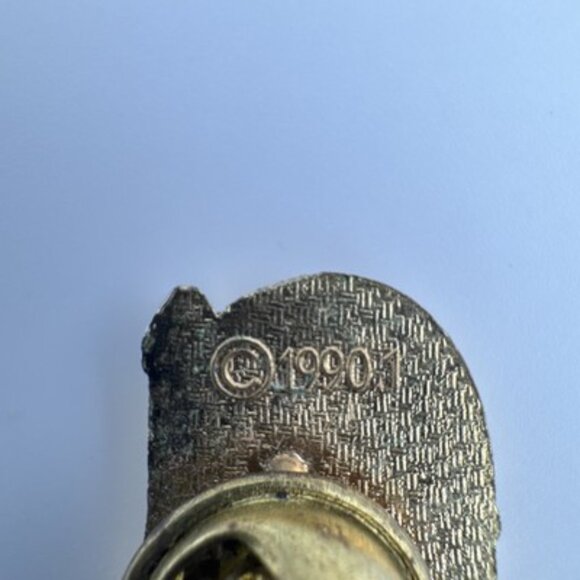 VTG Eiffel Tower Paris France Sap Polyne Souvenir Fashion Lapel Pin HB19 1990.1 - Picture 6 of 6